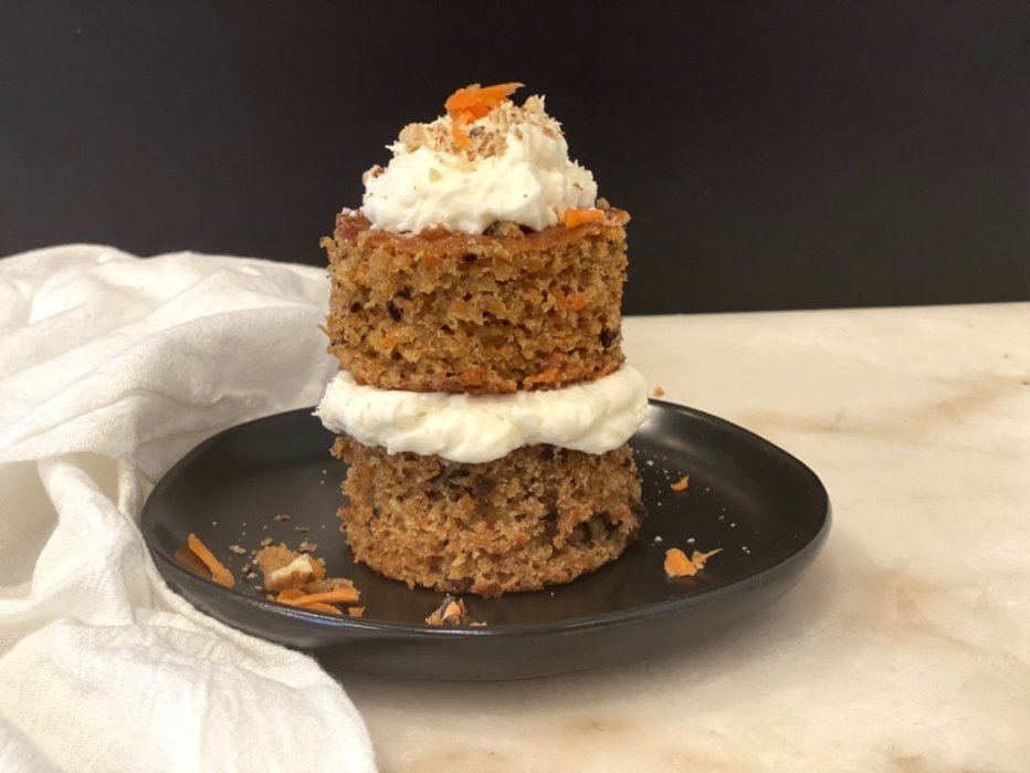 carrot cake double stack cupcakes