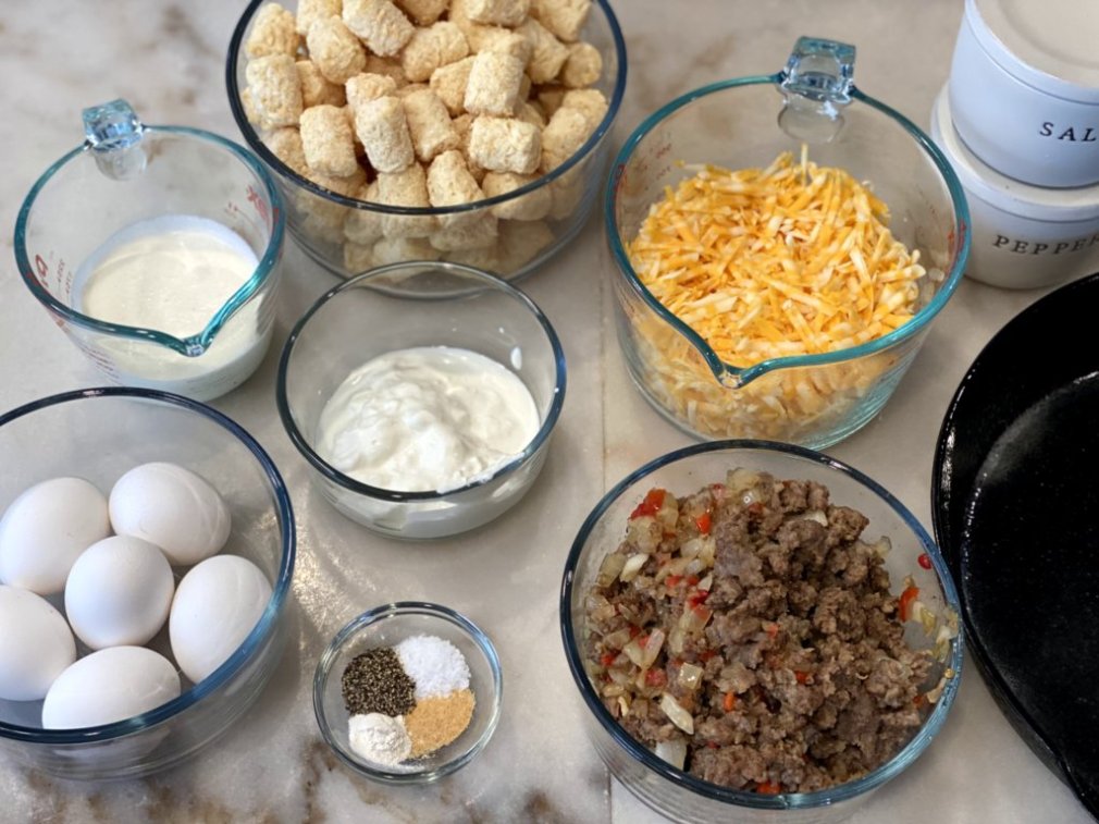 ingredients needed for the tater tot and sausage breakfast casserole recipe