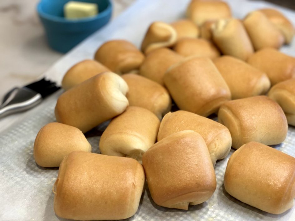 delicious dinner rolls are done baking. Brush with melted butter prior to serving.
